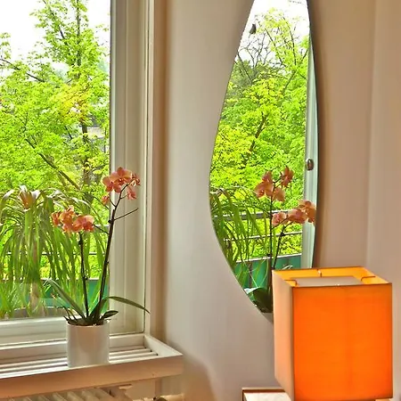 Cocoon-apartment * Dusseldorf