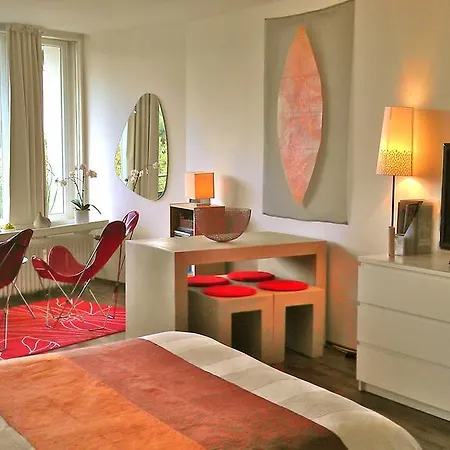 Cocoon-apartment * Dusseldorf